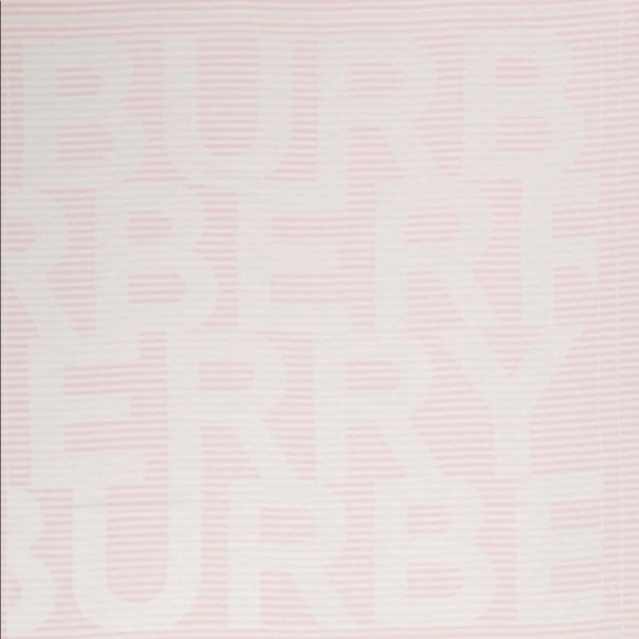 BNWT BURBERRY STRIPED LOGO JACQUARD LARGE SQUARE SCALF - Picture 2 of 14